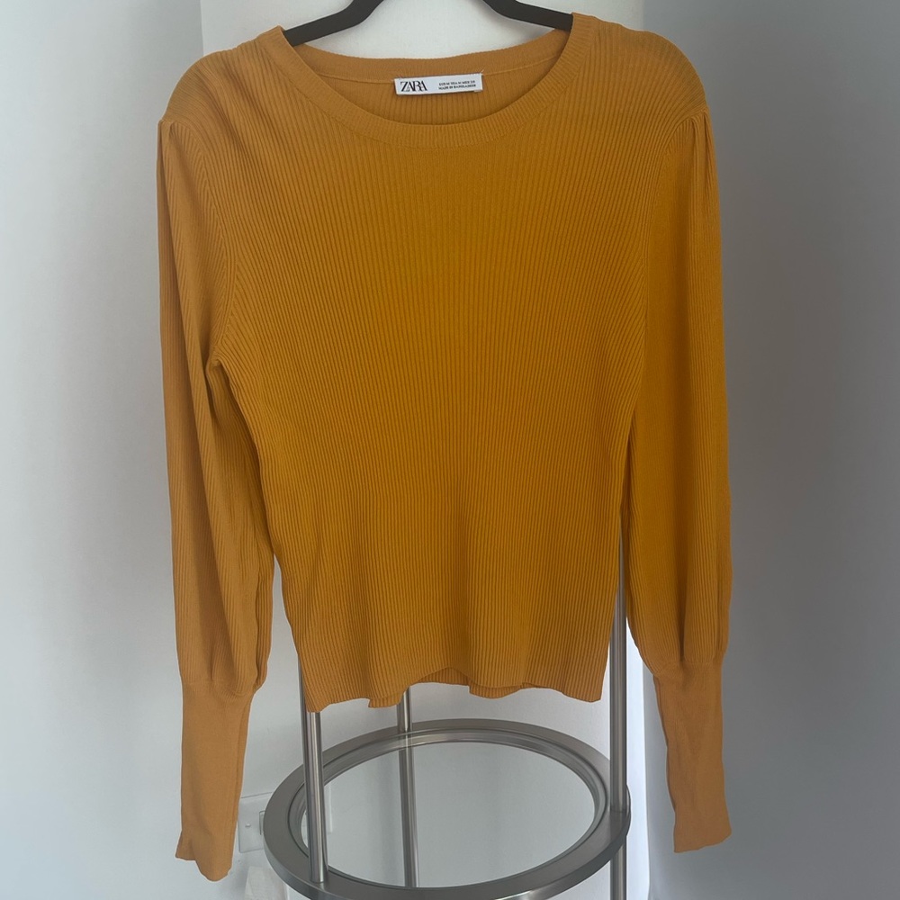 ZARA - LONG SLEEVE TOP (SIZE M)